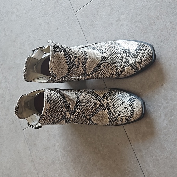 Heeled Snakeskin Booties - Picture 2 of 6